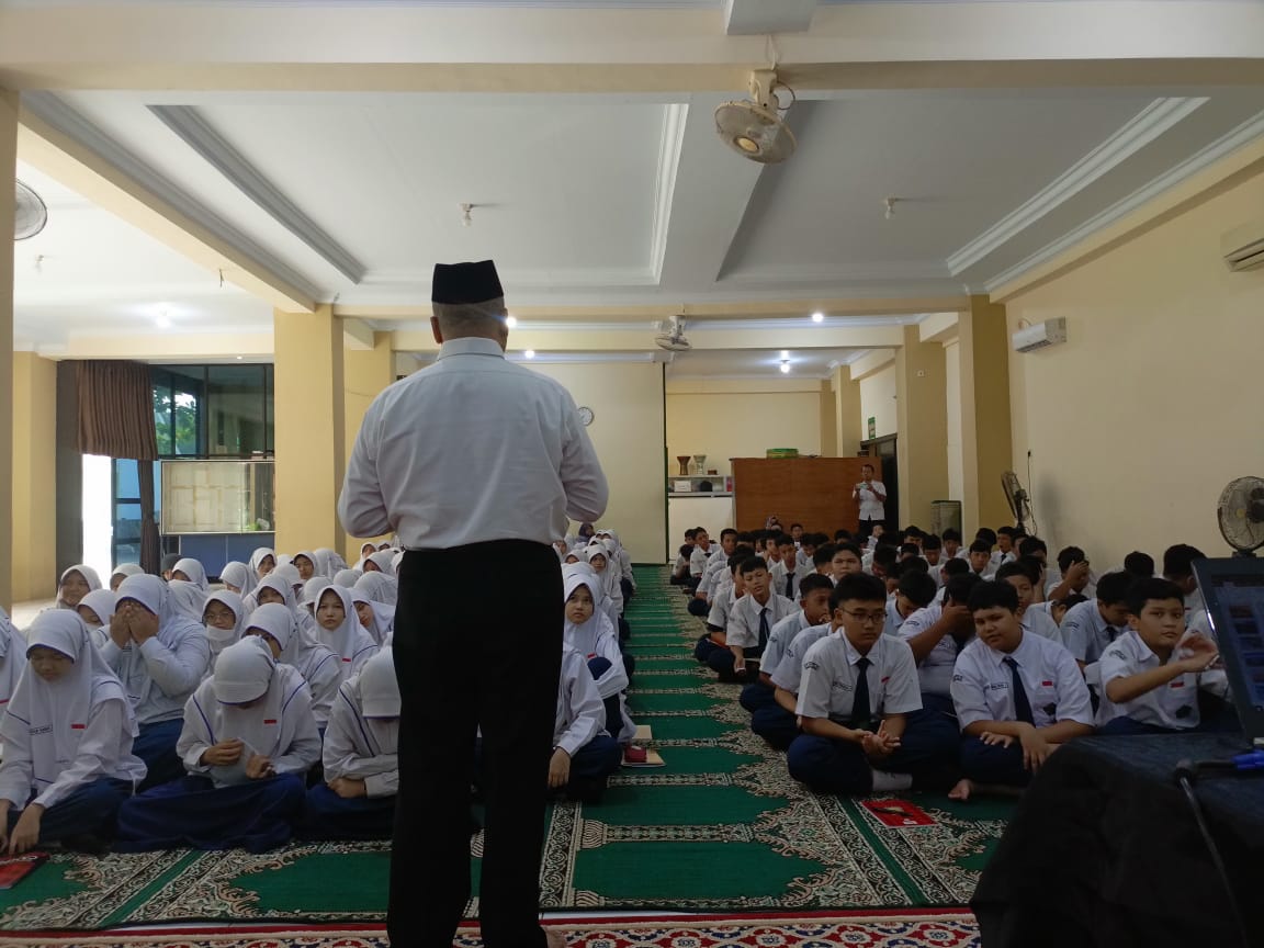 Smart Character Training bertransformasi Menuju Generasi Emas.